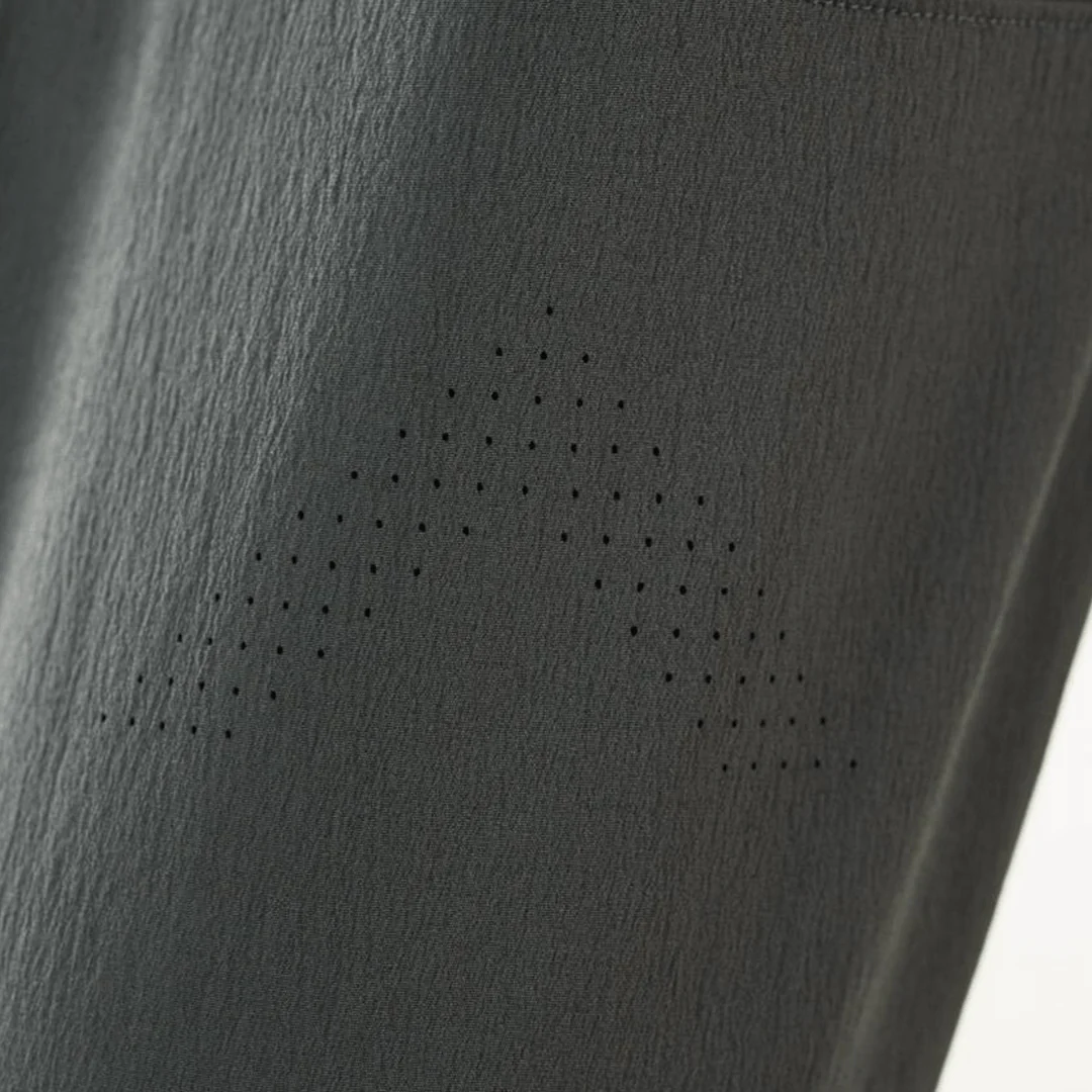 Carrier Traveler Joggers - Image 23