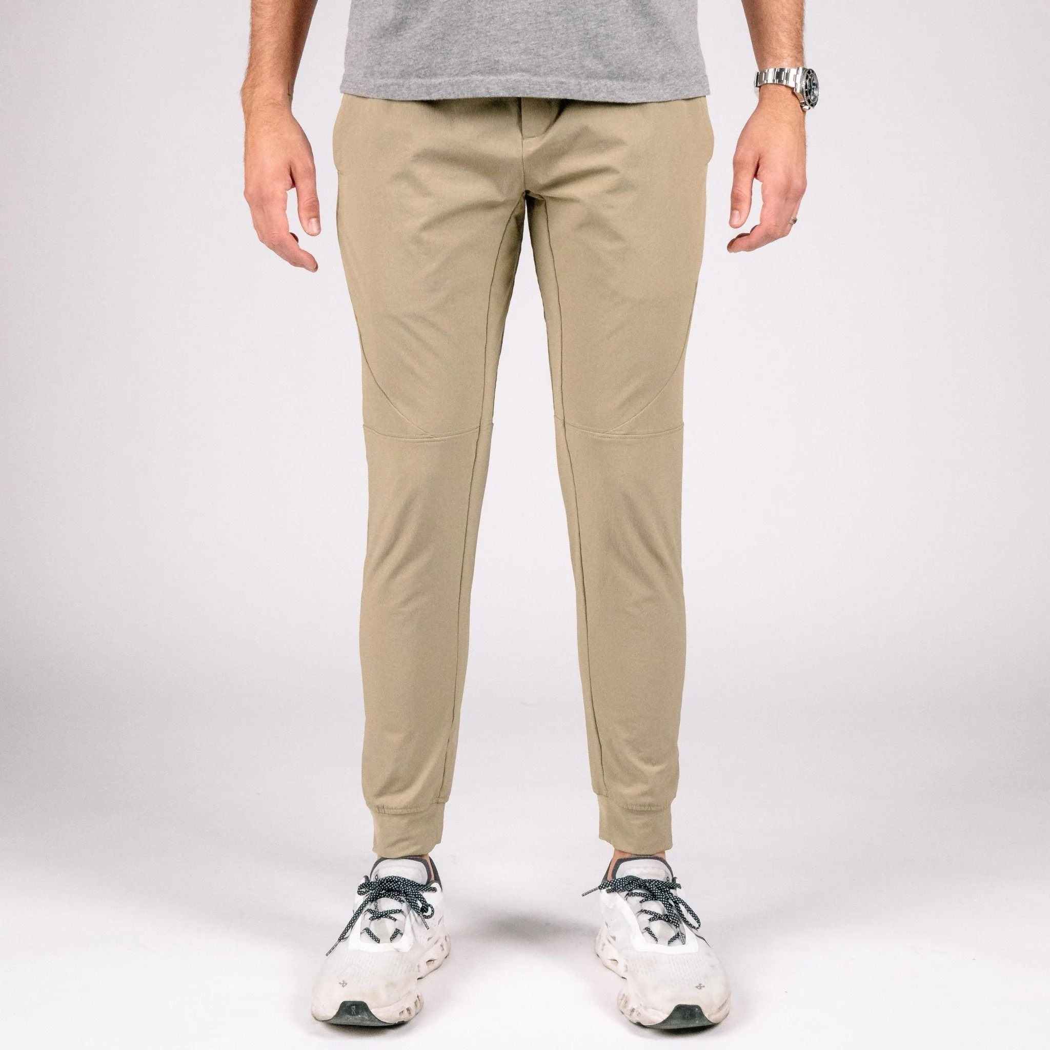 Carrier Traveler Joggers - Image 32