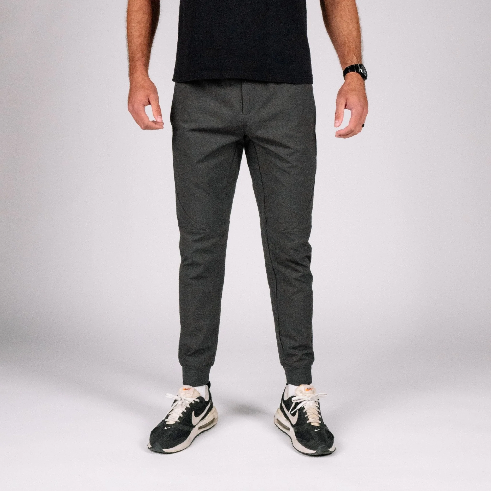 Carrier Traveler Joggers - Image 40